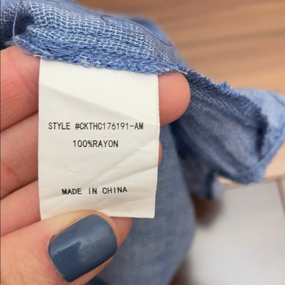 Ruffled top - Picture 5 of 5